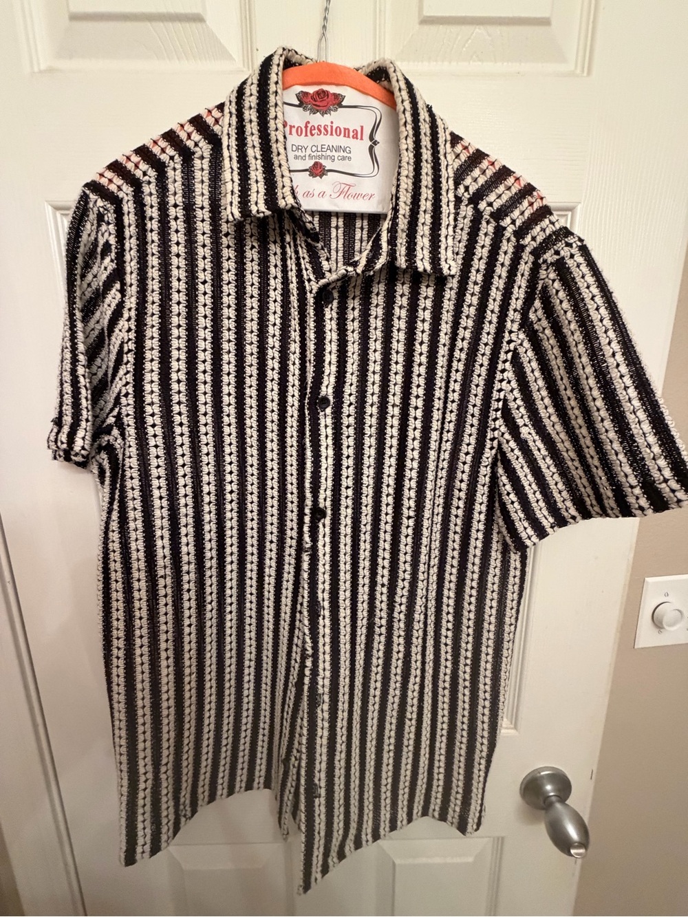 Bershka Striped Black and White Short-Sleeve Button-Up Knitted Shirt
